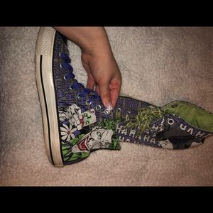 BATMAN/JOKER CONVERSE!